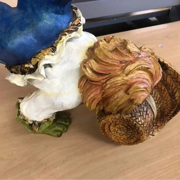 Vintage resin Statues /dolls. Set includes two 14-inch Raggedy Ann figures - Picture 6 of 9